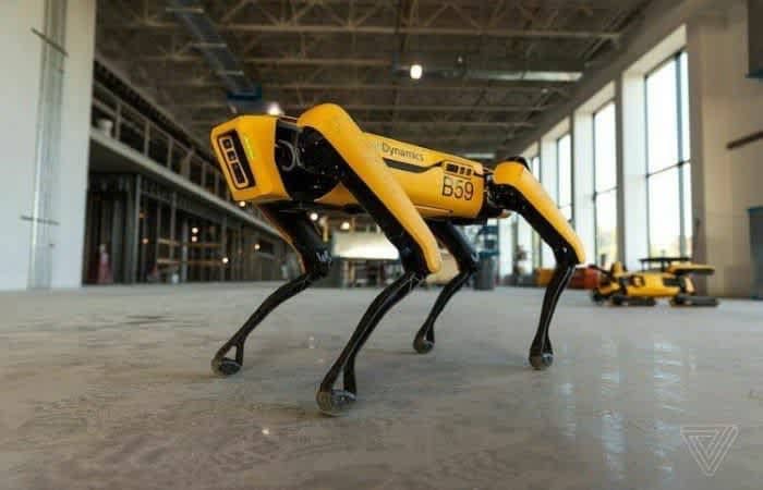 Робот-собака для разных использований.