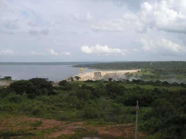 Вид на ГЭС "Капанда"